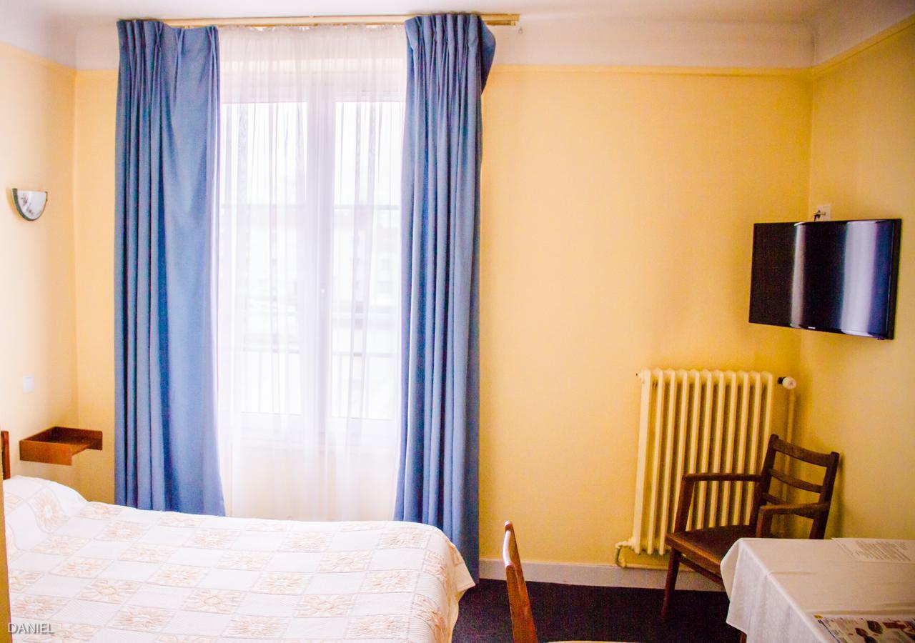Hotel De La Cloche Vitry-le-Francois Room photo