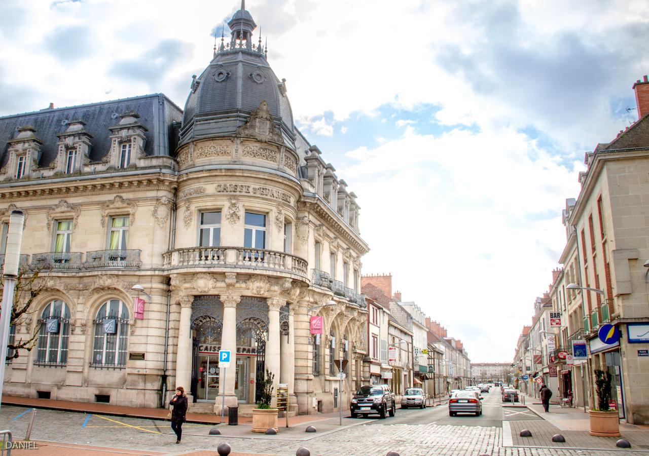 Hotel De La Cloche Vitry-le-Francois Room photo