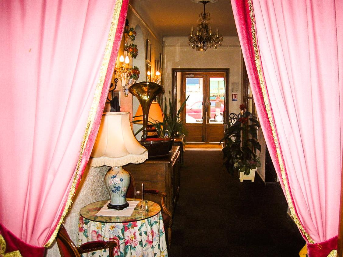 Hotel De La Cloche Vitry-le-Francois Room photo